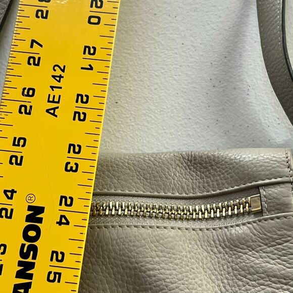 Aimee Kestenberg Purse Elephant Grey Leather Crossbody Zip Me Up - Picture 9 of 16